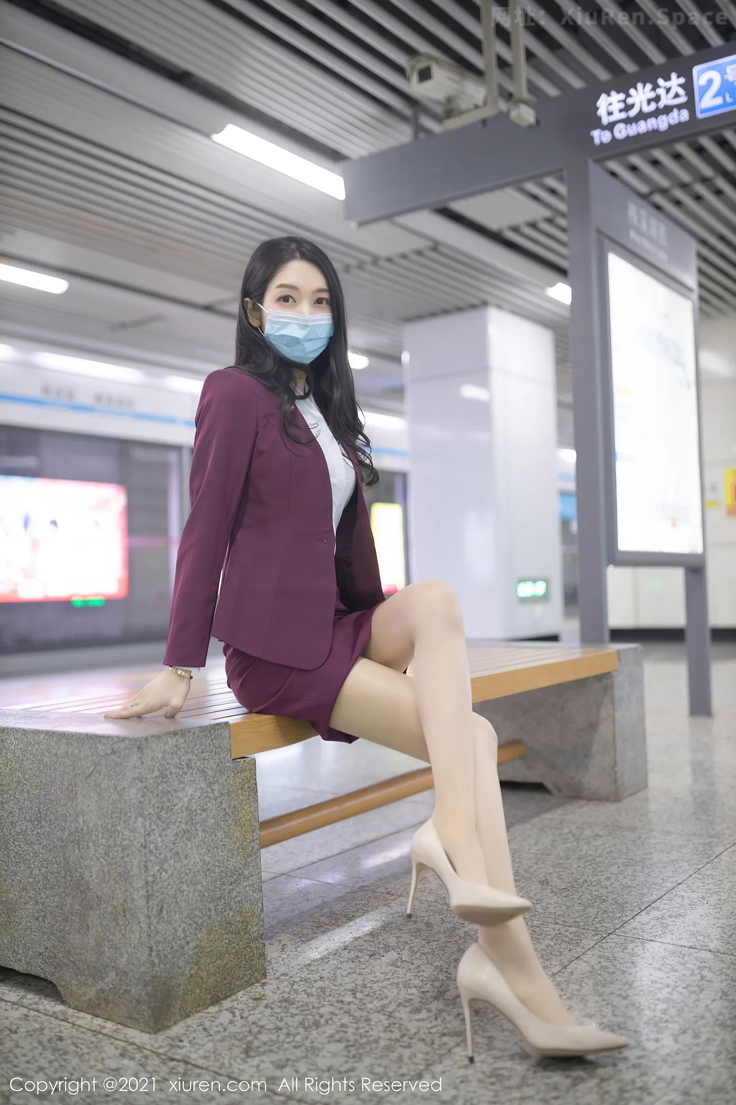 图片[3]-[XiuRen秀人网]VOL.3092 女神Angela小热巴末班地铁场景主题开档肉丝露蕾丝内裤诱惑写真87P-秀人网官方网站